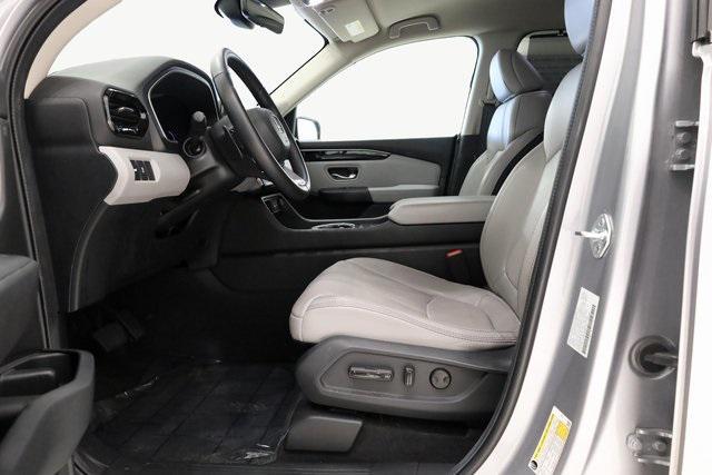 used 2024 Honda Pilot car, priced at $39,500