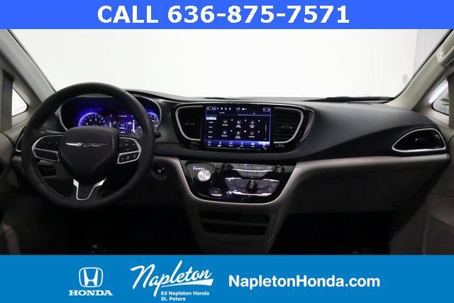 used 2024 Chrysler Pacifica car, priced at $32,425