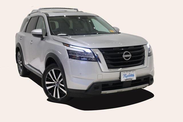 used 2023 Nissan Pathfinder car, priced at $38,600