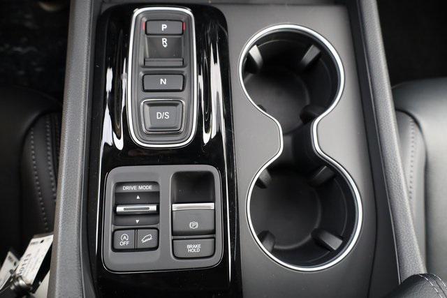 new 2025 Honda Pilot car, priced at $51,095