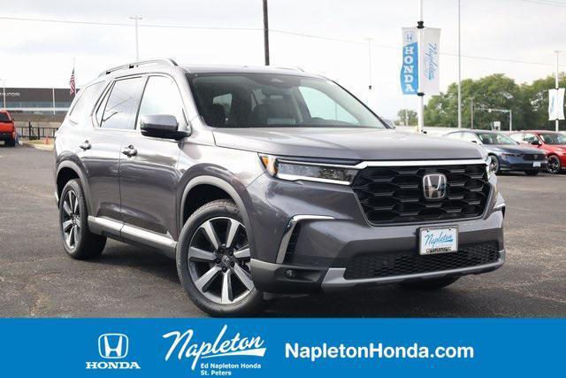 new 2025 Honda Pilot car, priced at $51,095