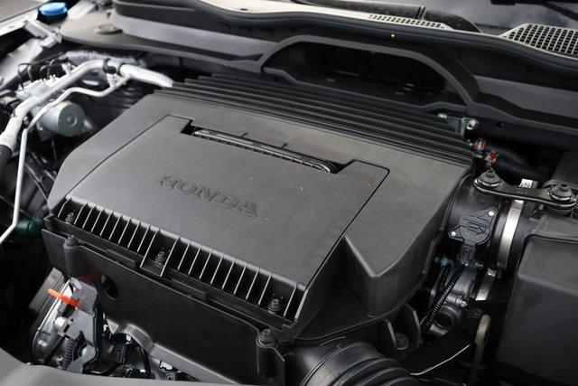 new 2025 Honda Pilot car, priced at $51,095