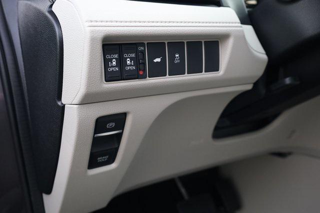 new 2026 Honda Odyssey car, priced at $41,290