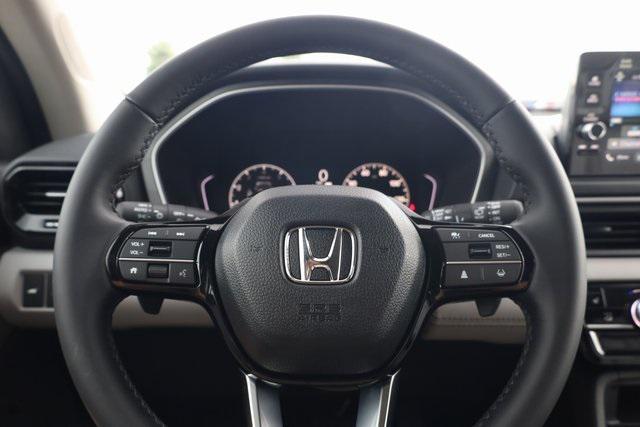new 2025 Honda Pilot car, priced at $44,505