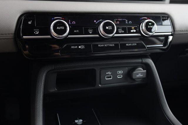 new 2025 Honda Pilot car, priced at $44,505