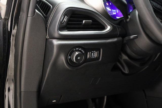 used 2022 Chrysler Pacifica Hybrid car, priced at $31,990