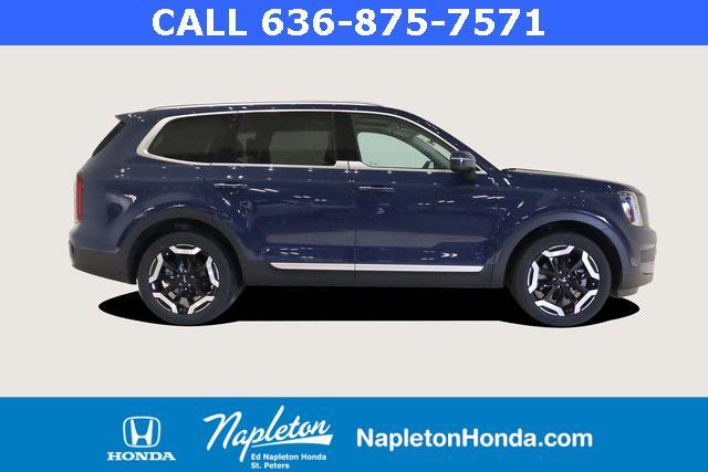 used 2023 Kia Telluride car, priced at $32,990