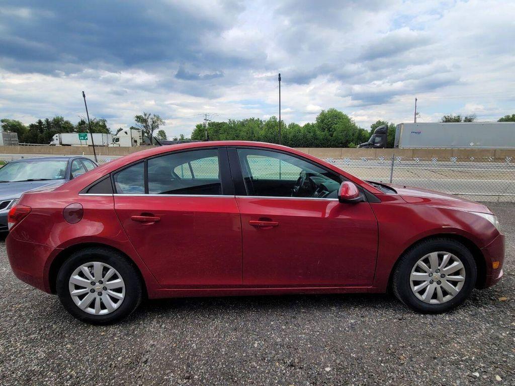 used 2011 Chevrolet Cruze car