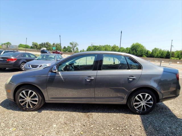 used 2009 Volkswagen Jetta car, priced at $5,487