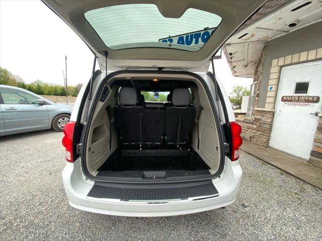 used 2014 Dodge Grand Caravan car, priced at $8,900