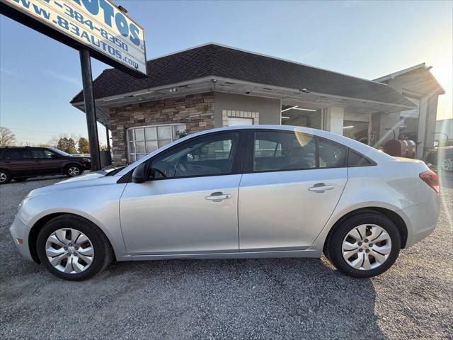 used 2016 Chevrolet Cruze Limited car, priced at $6,900