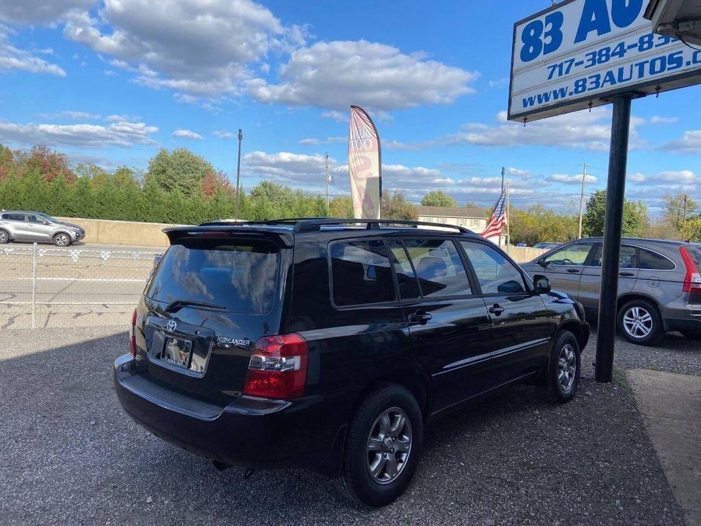 used 2005 Toyota Highlander car, priced at $6,990