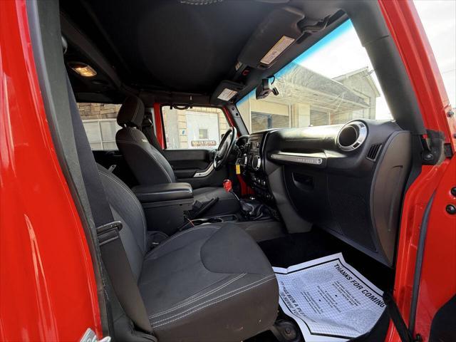 used 2015 Jeep Wrangler Unlimited car, priced at $18,987