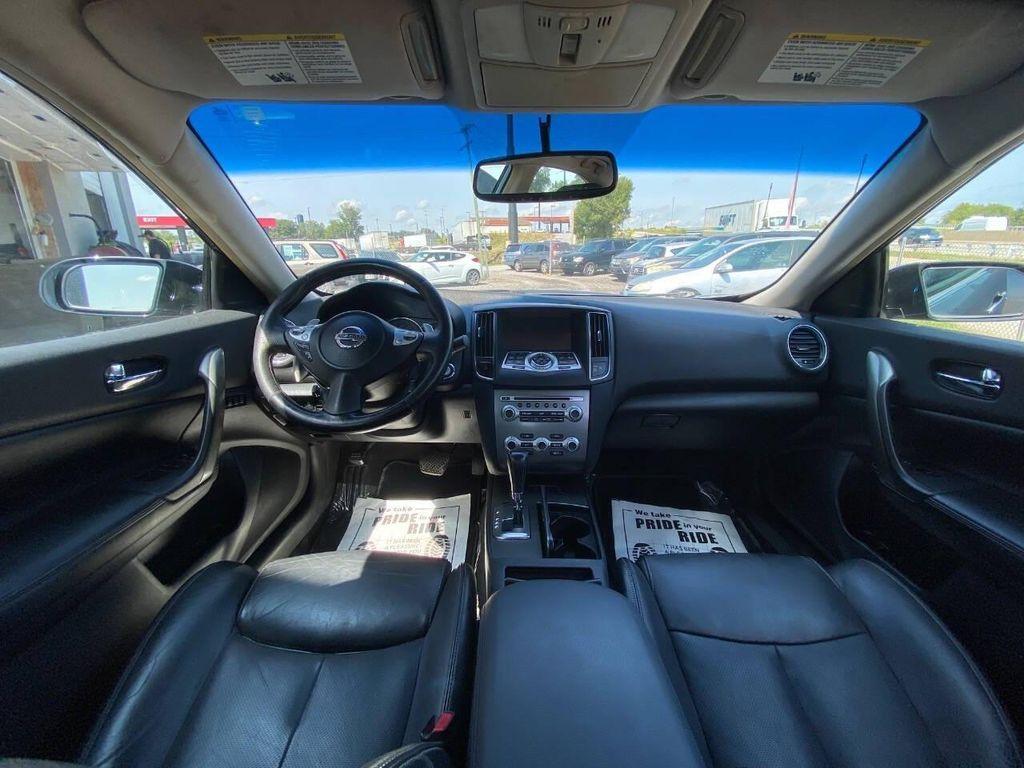 used 2014 Nissan Maxima car