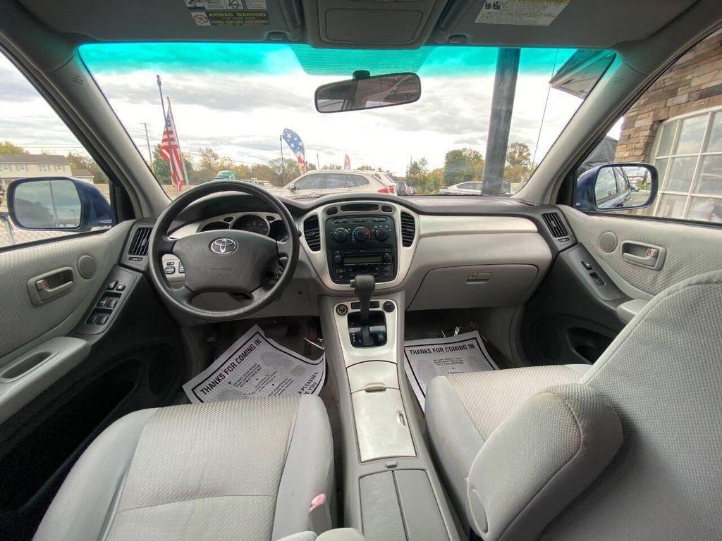 used 2006 Toyota Highlander car, priced at $6,990