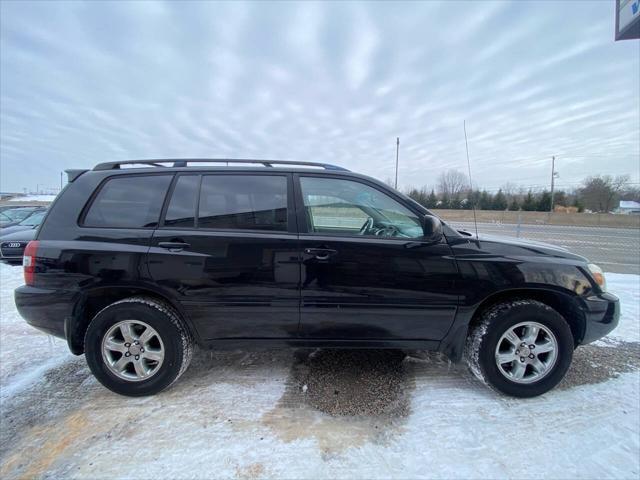 used 2006 Toyota Highlander car, priced at $7,987