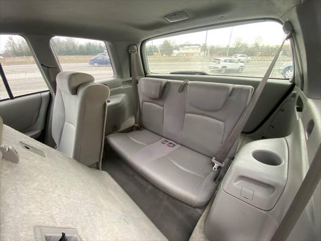 used 2006 Toyota Highlander car, priced at $7,987