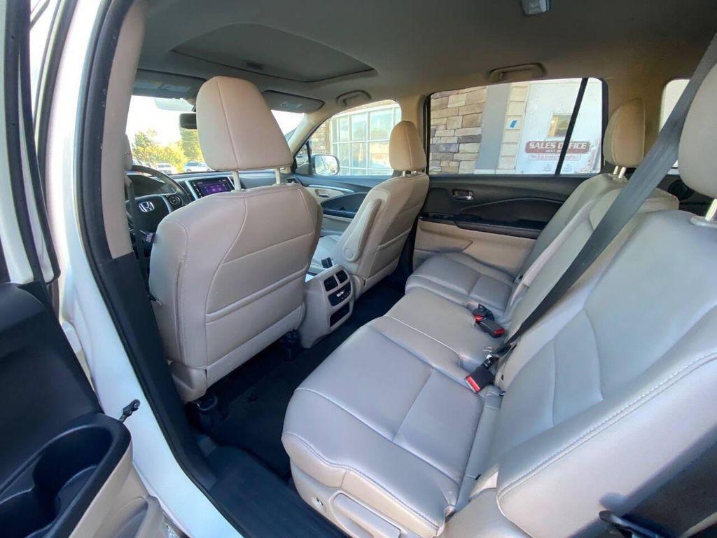 used 2016 Honda Pilot car