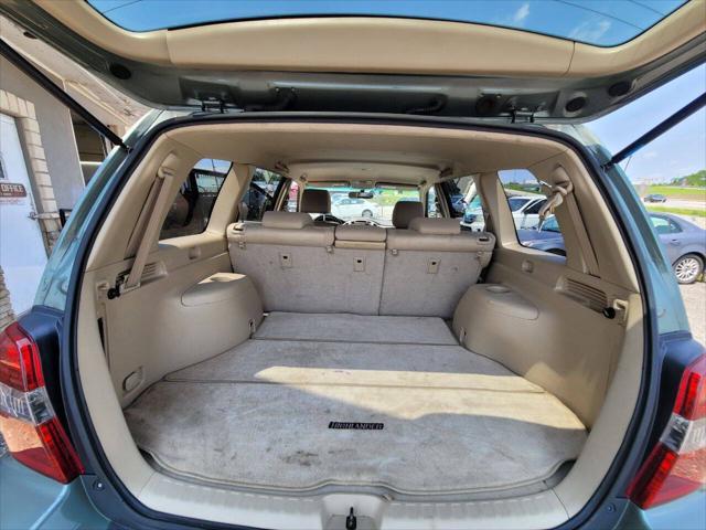 used 2005 Toyota Highlander car, priced at $6,990