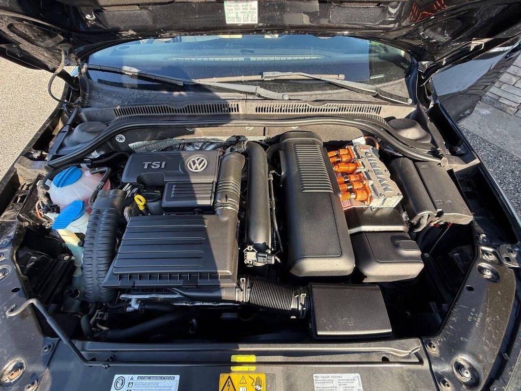 used 2013 Volkswagen Jetta Hybrid car