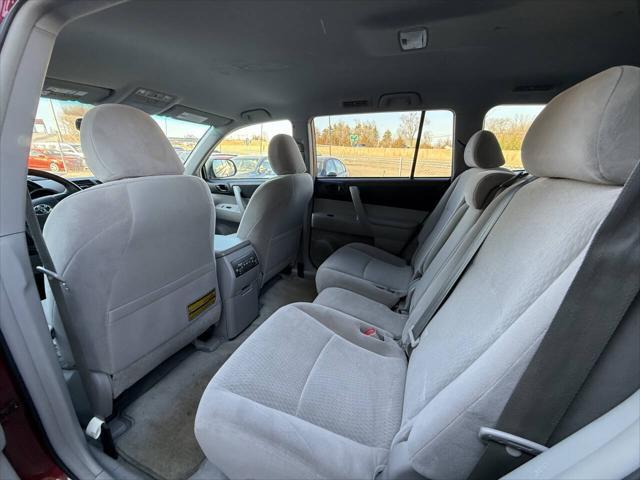 used 2008 Toyota Highlander car, priced at $8,987