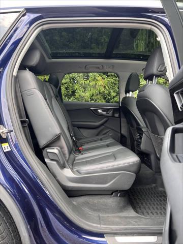 used 2022 Audi Q7 car, priced at $33,900