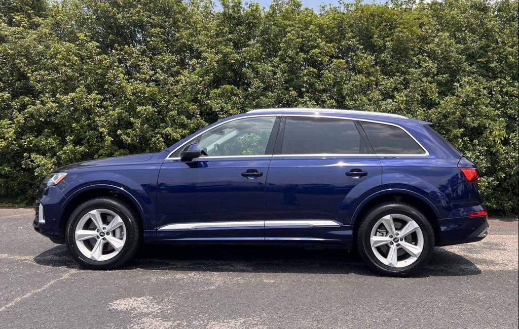 used 2022 Audi Q7 car, priced at $33,900