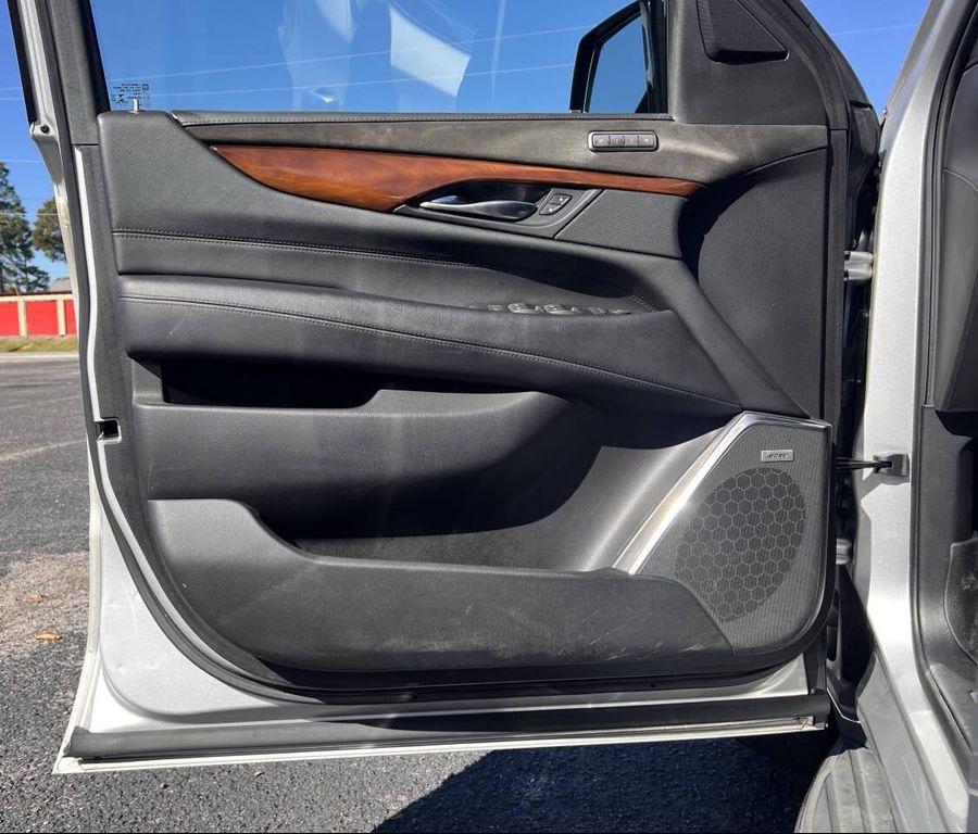 used 2019 Cadillac Escalade car, priced at $36,900