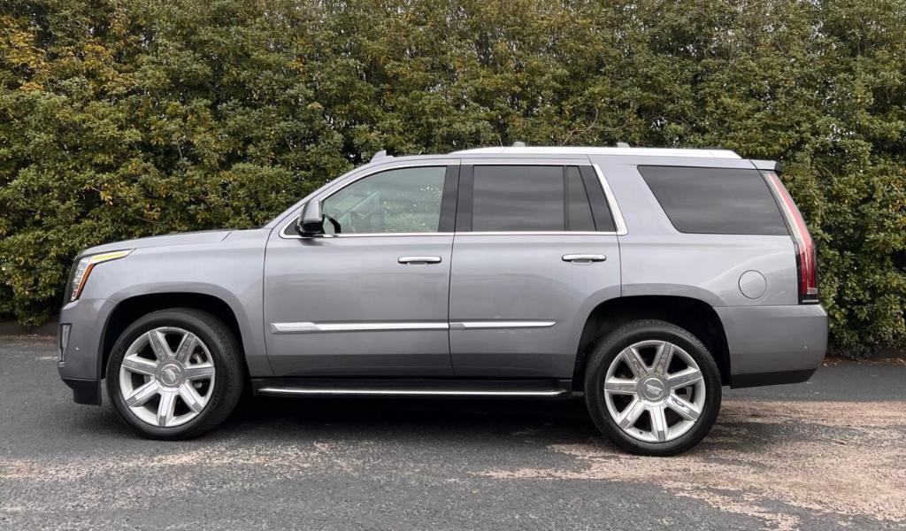 used 2018 Cadillac Escalade car, priced at $34,900