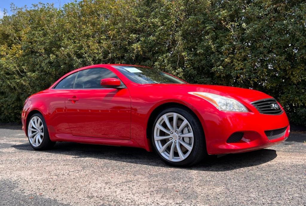 used 2009 INFINITI G37 car, priced at $14,900