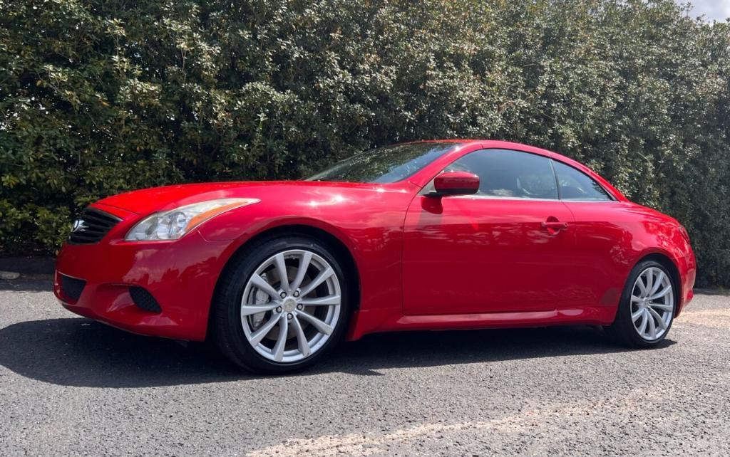 used 2009 INFINITI G37 car, priced at $14,900