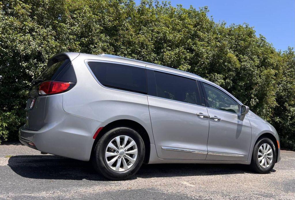 used 2018 Chrysler Pacifica car, priced at $11,900