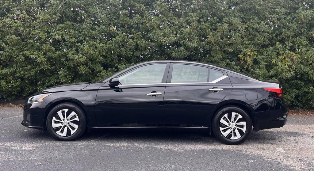used 2024 Nissan Altima car, priced at $21,900