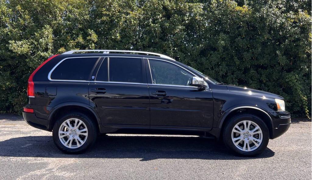 used 2014 Volvo XC90 car, priced at $8,999