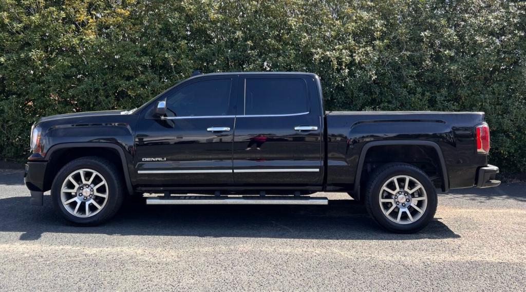 used 2018 GMC Sierra 1500 car, priced at $31,900