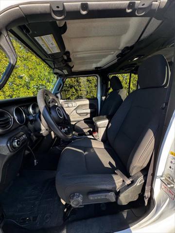 used 2018 Jeep Wrangler Unlimited car, priced at $26,900