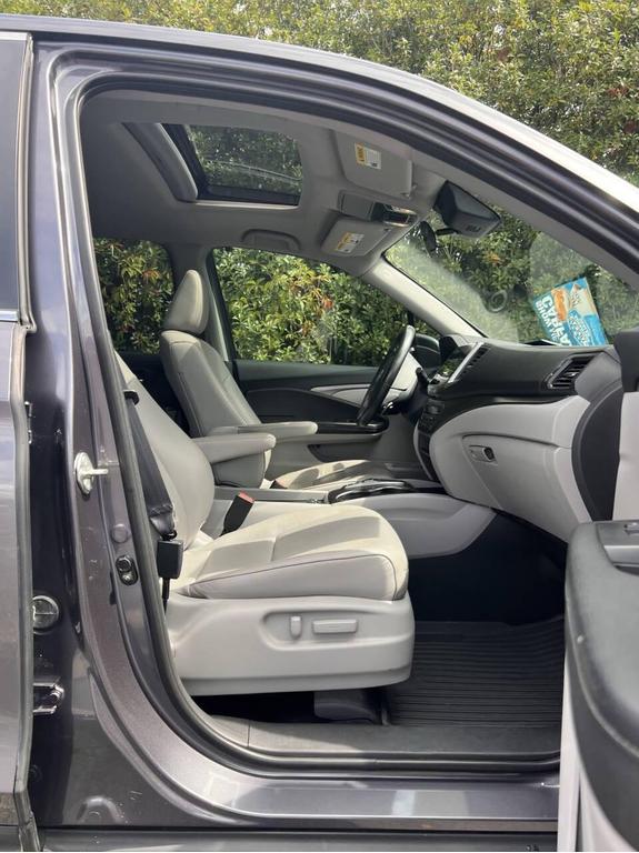 used 2020 Honda Ridgeline car, priced at $27,900