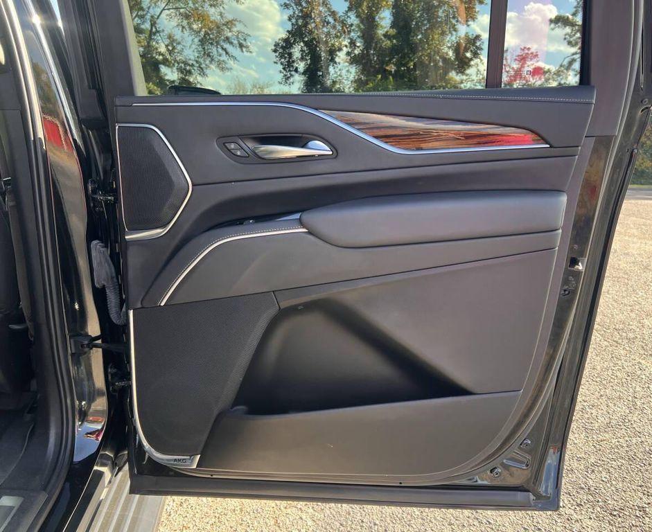 used 2021 Cadillac Escalade ESV car, priced at $64,900