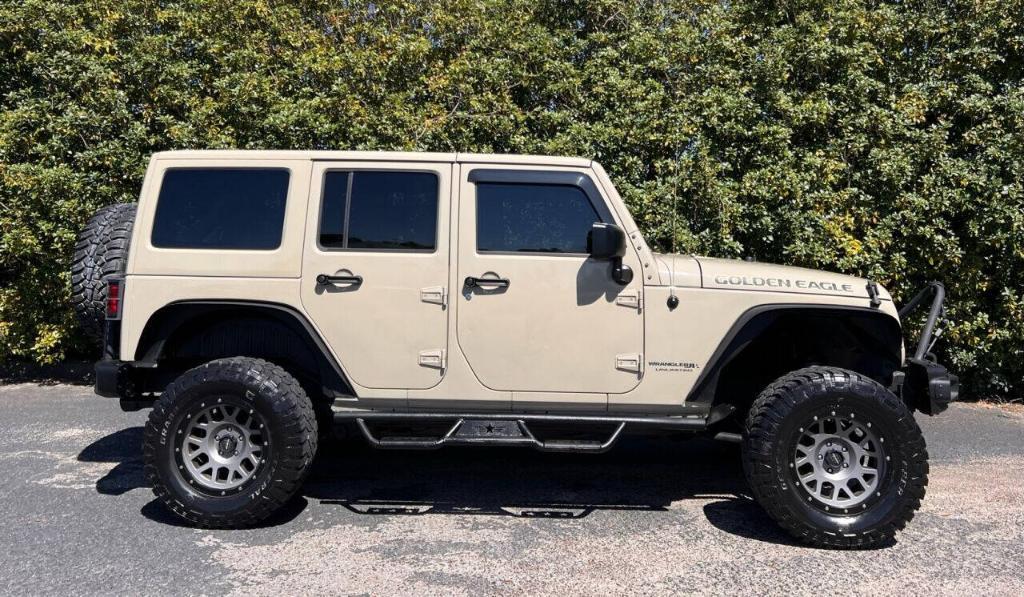 used 2018 Jeep Wrangler JK Unlimited car, priced at $31,900