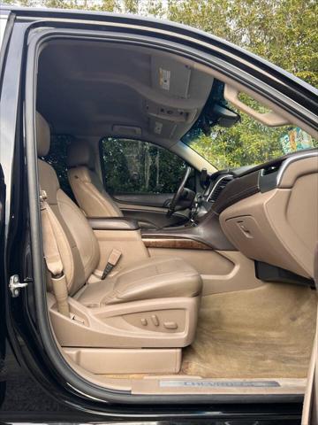 used 2015 Chevrolet Suburban car, priced at $14,900