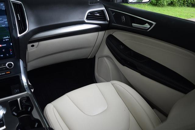 used 2022 Ford Edge car, priced at $27,000