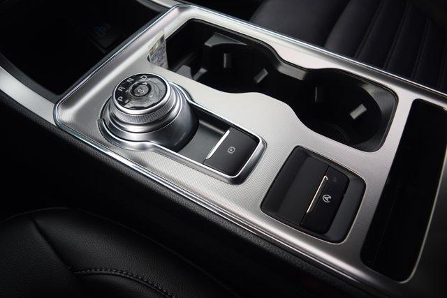 used 2022 Ford Edge car, priced at $25,000