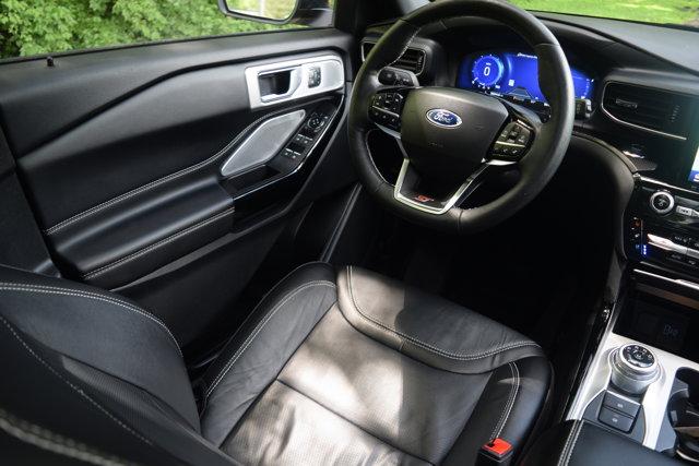 used 2022 Ford Explorer car, priced at $37,000