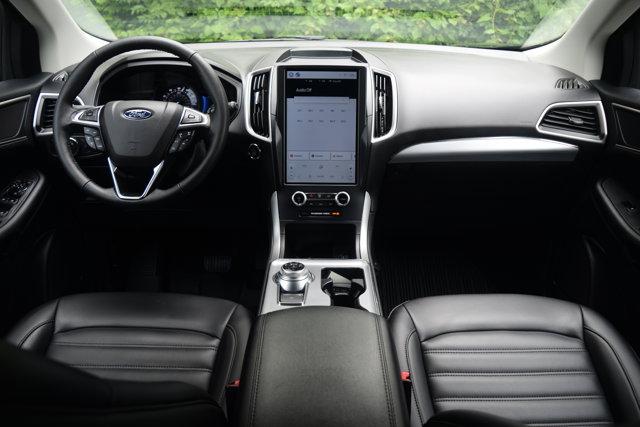 used 2022 Ford Edge car, priced at $25,000
