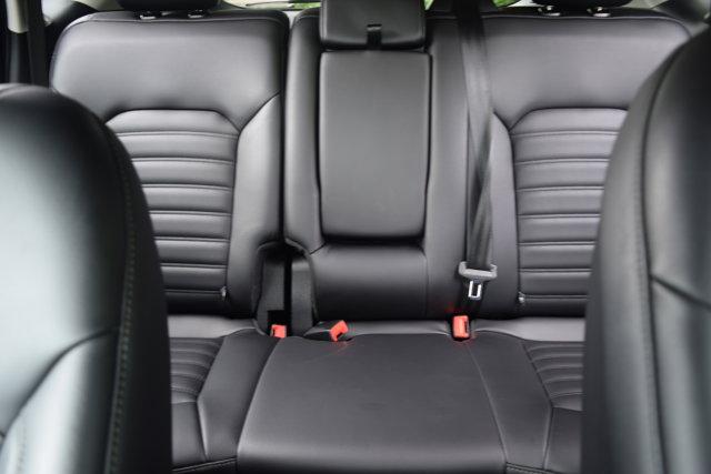 used 2022 Ford Edge car, priced at $25,000