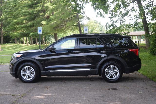 used 2022 Ford Explorer car, priced at $32,000