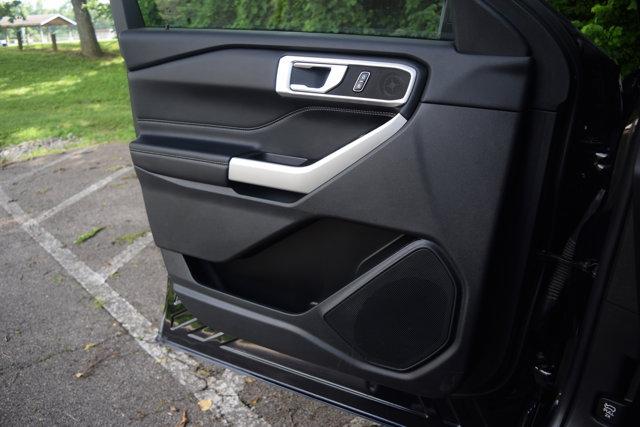 used 2022 Ford Explorer car, priced at $32,000