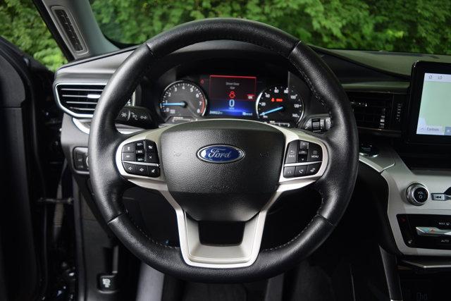 used 2022 Ford Explorer car, priced at $32,000