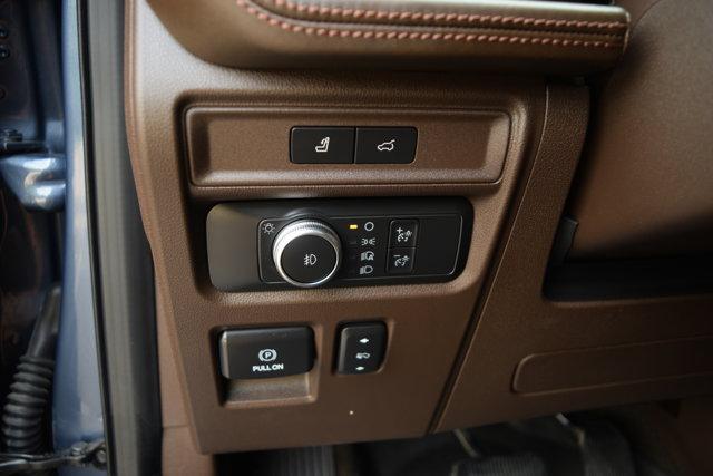 used 2022 Ford Expedition Max car, priced at $51,000