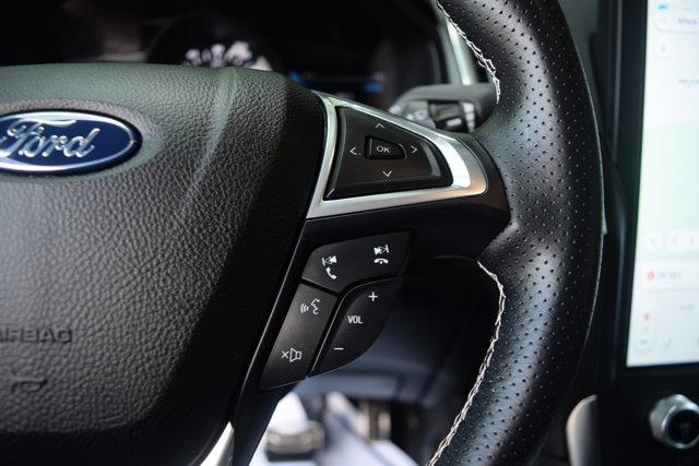 used 2022 Ford Edge car, priced at $32,000